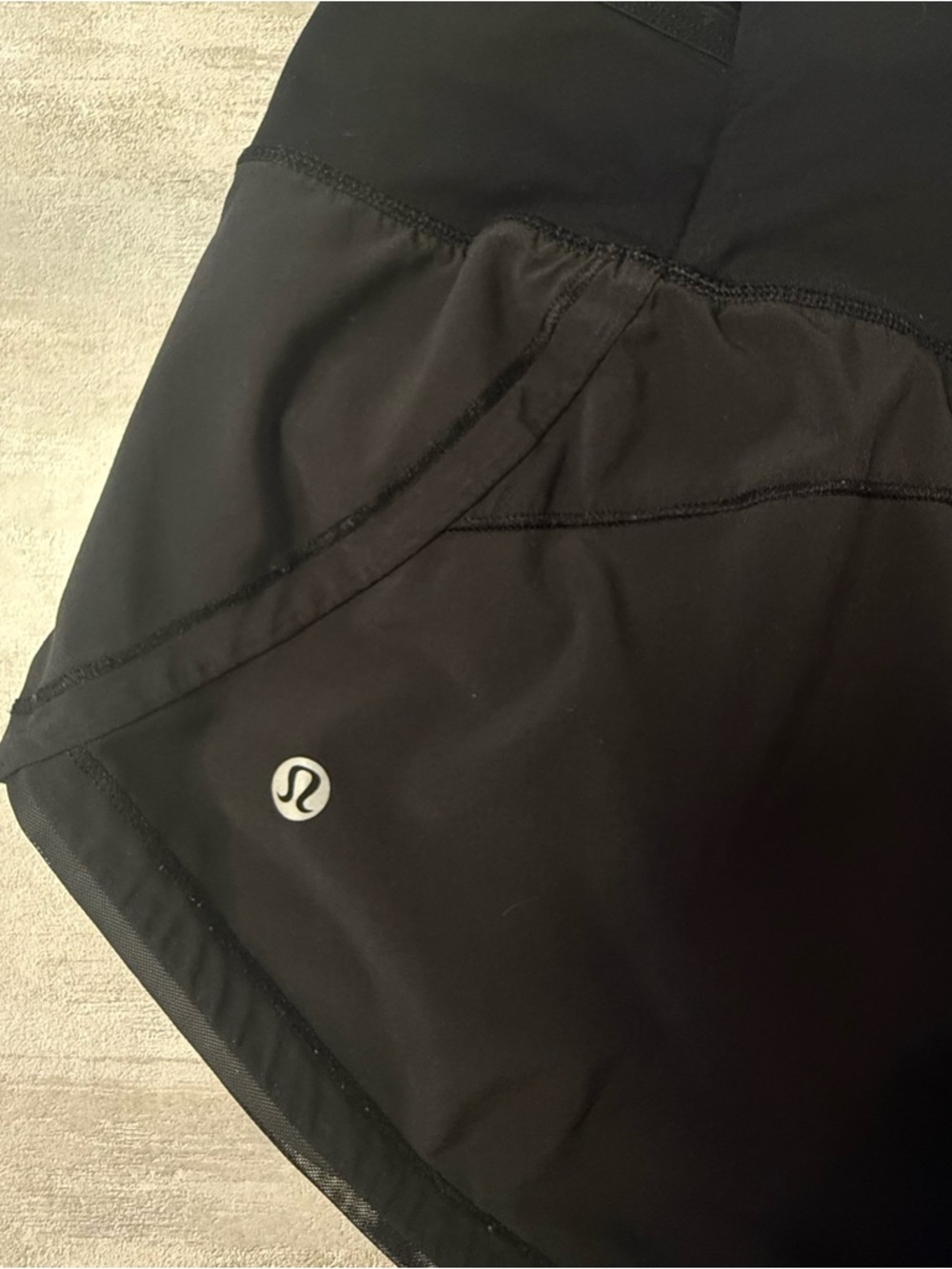 Lululemon Run Speed Short Black Running Athletic Shorts Size 4 - Picture 6 of 9
